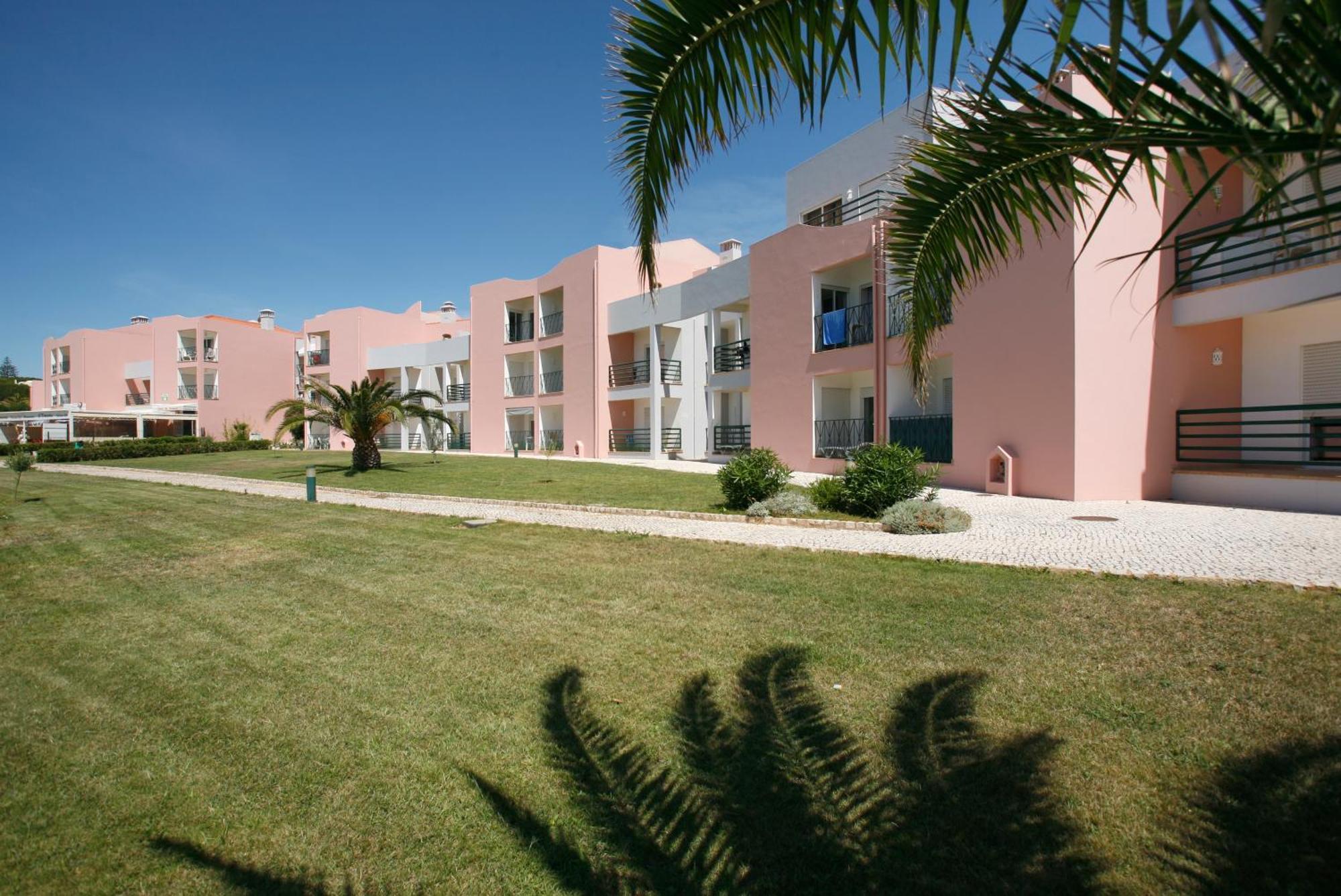 Apartamentos Coral Do Vau 포티마오 외부 사진